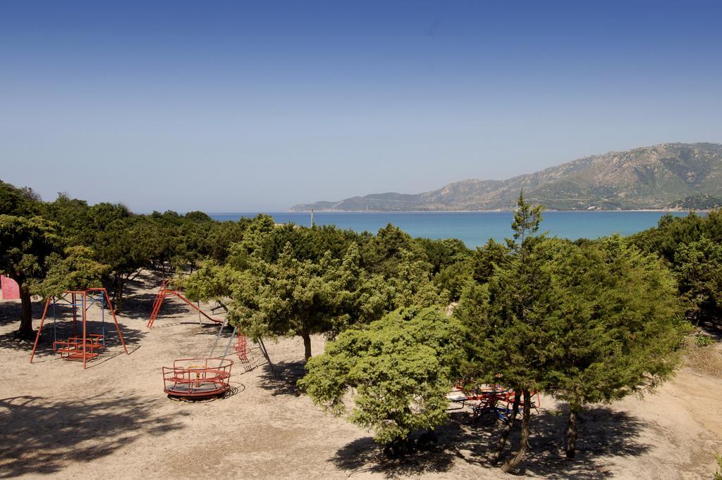 Villaggio Camping Spiaggia Del Riso Villasimius Exteriér fotografie